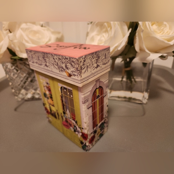 Something About Sofia by Benefit EDT / Eau De Toilette Gift Set; 30ml /1.0 fl.oz - Picture 11 of 13